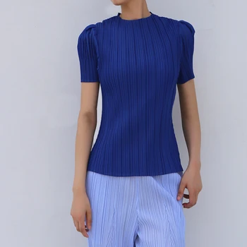 ALSEY Miyake Pilili Düz Renk Üstleri Kadın 2023 Yaz Yeni Fener Kollu Yüksek Moda Basit Rahat Tasarım kadın T-shirt